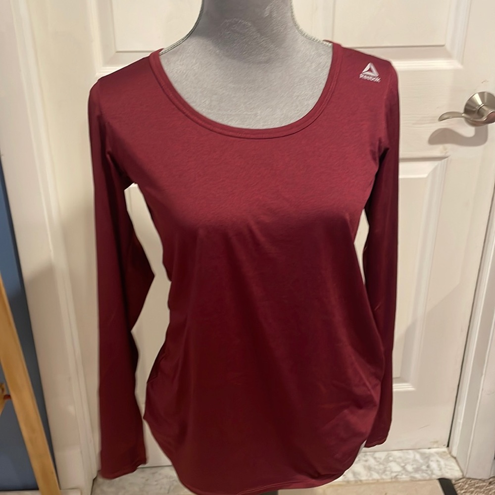 Women’s long sleeve tee with cut outs